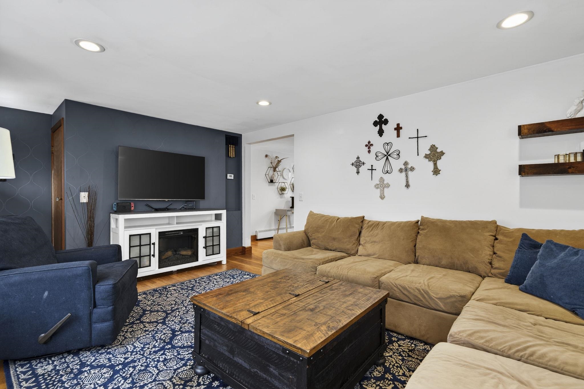 686 Old Candia Road