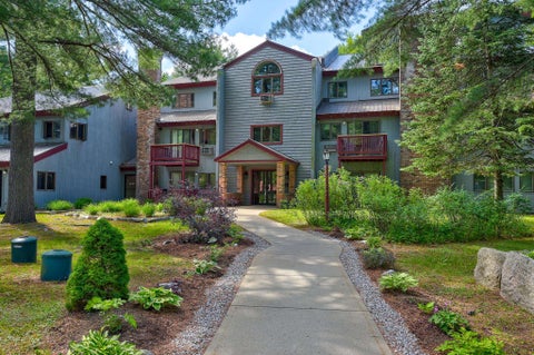 Photo of 8 River Run Drive #T, Bartlett, NH 03812 (MLS # 5101461)