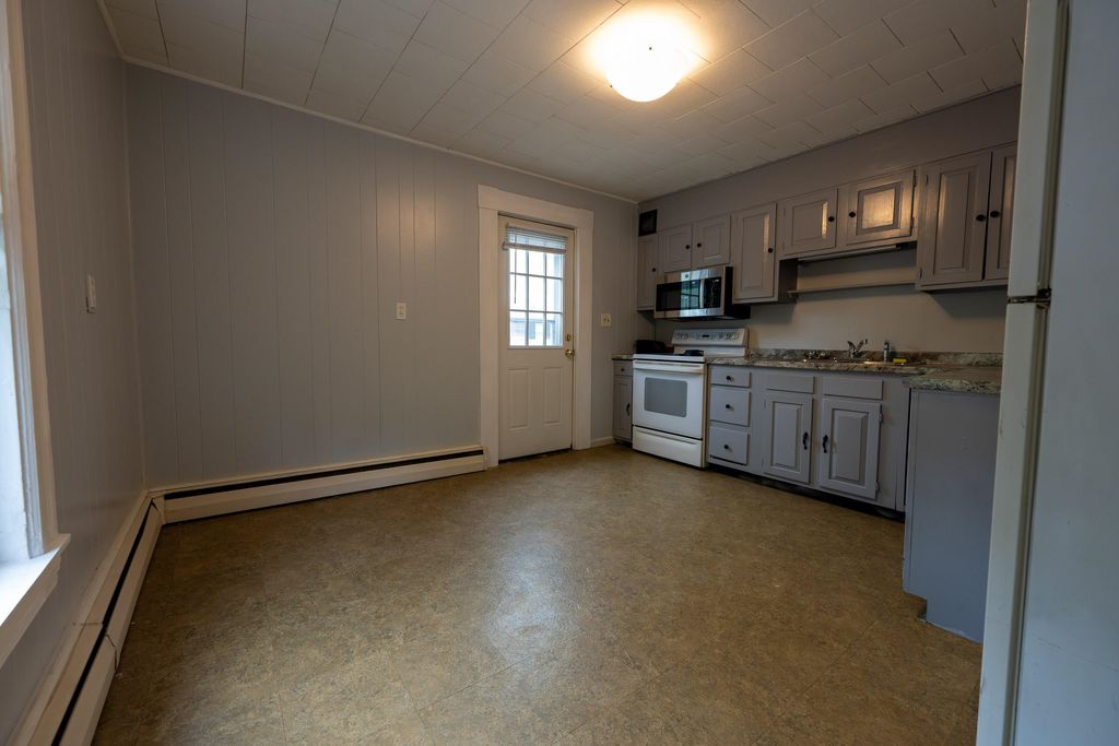 Photo of 125 Tarrytown Road #123, Manchester, NH 03103 (MLS # 5086089)