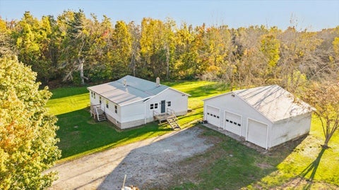 Photo of 285 Cameron Drive, Alburgh, VT 05440 (MLS # 5113711)