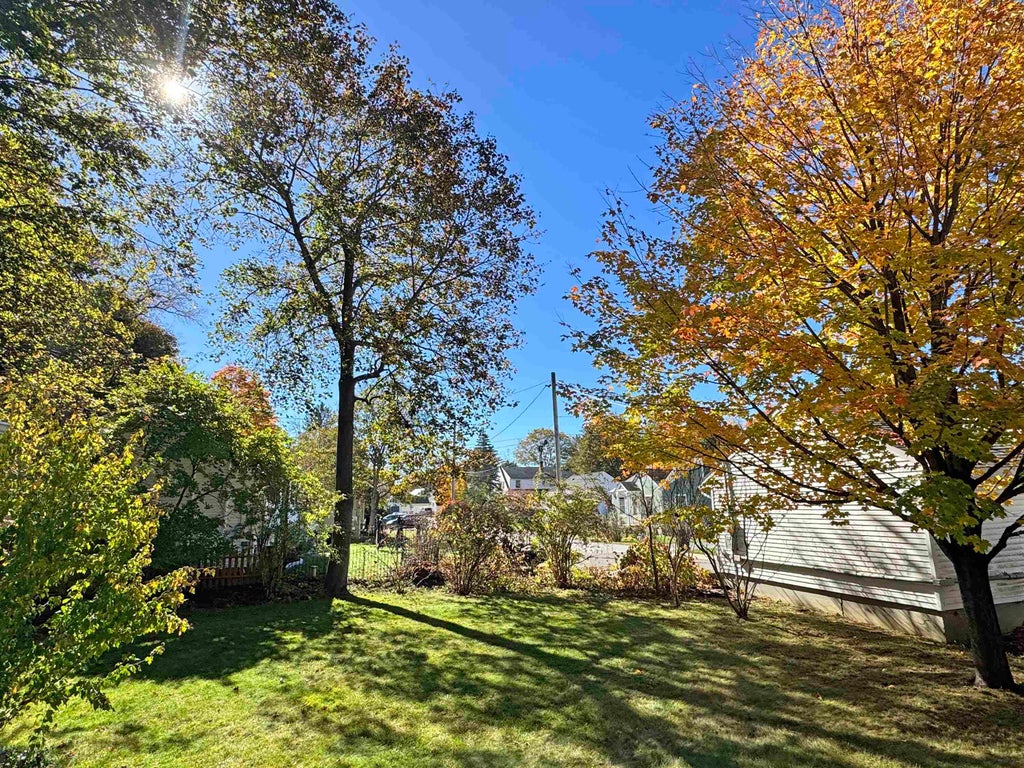 Photo of 16 Leverett Street, Keene, NH 03431 (MLS # 5114958)