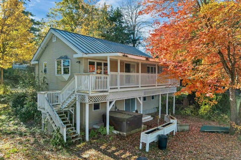Photo of 15 Penn Avenue, Deerfield, NH 03037 (MLS # 5115110)