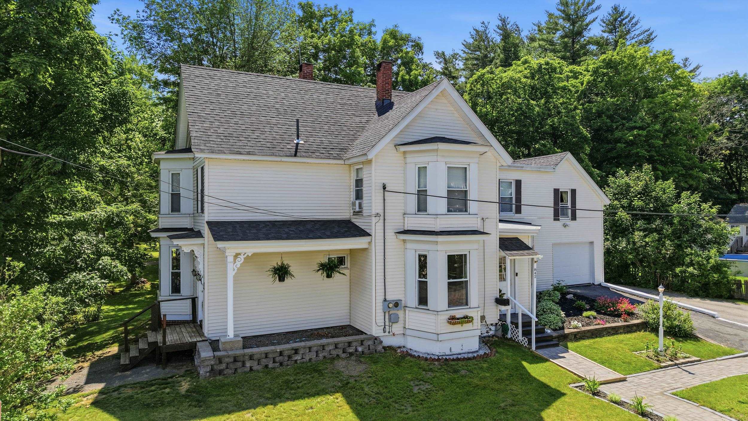 842 Portland Street