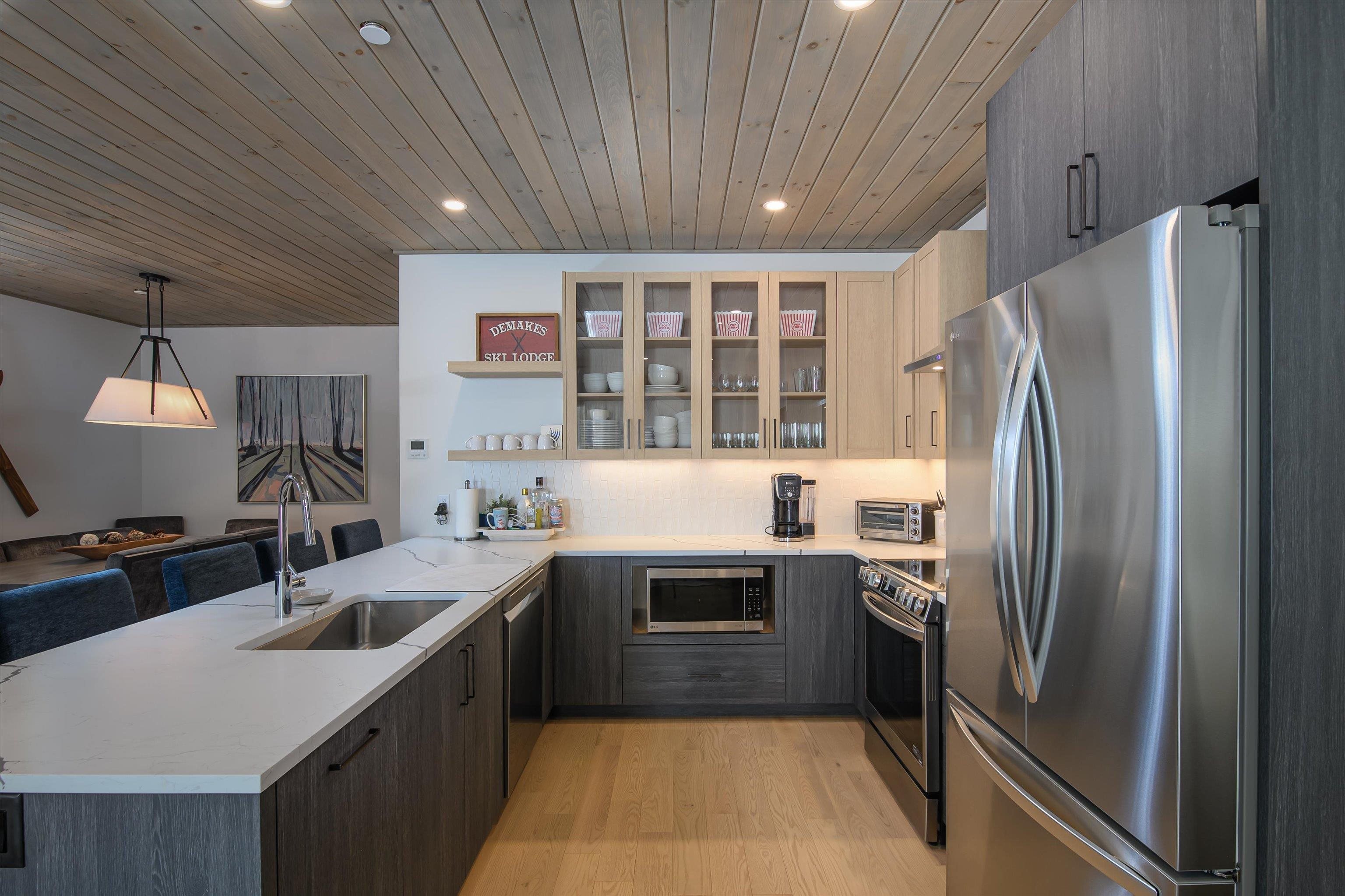 37 Village Center Road Blue Spruce #4