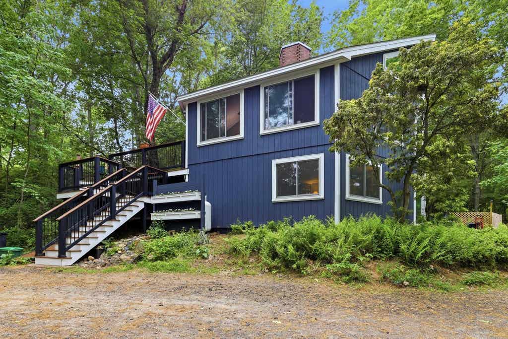 Photo of 8 Orchard Drive, Durham, NH 03824 (MLS # 5091967)