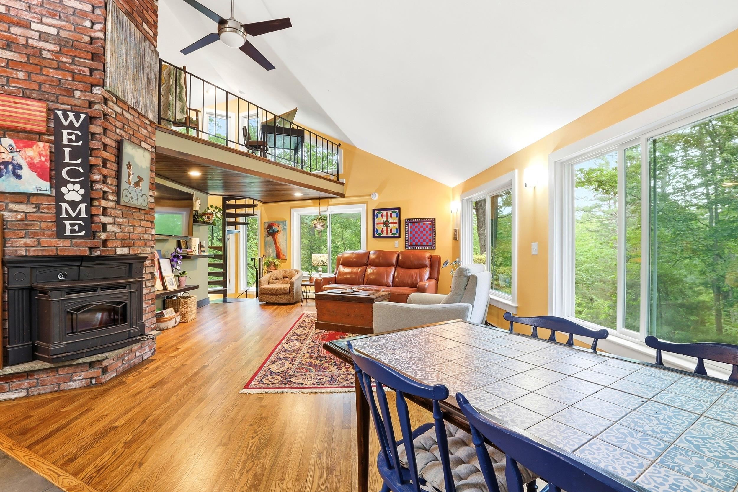 8 Orchard Drive