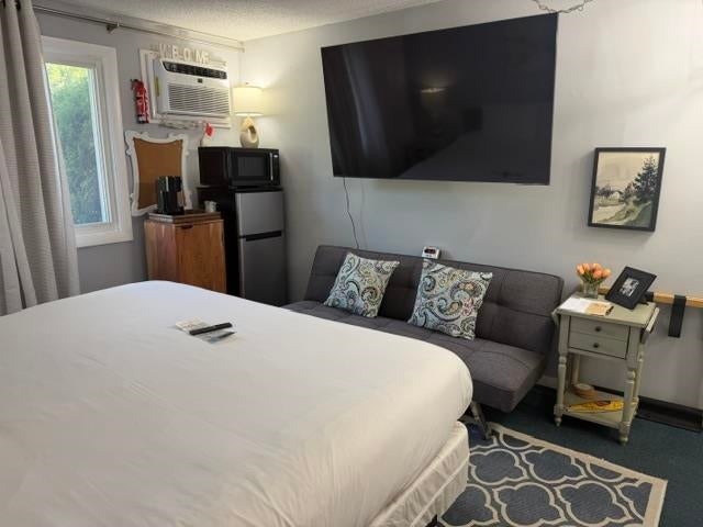 2955 White Mountain Highway 121 (E6)