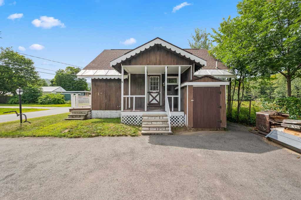 Photo of 18 Corbin Avenue, Gorham, NH 03581 (MLS # 5106184)