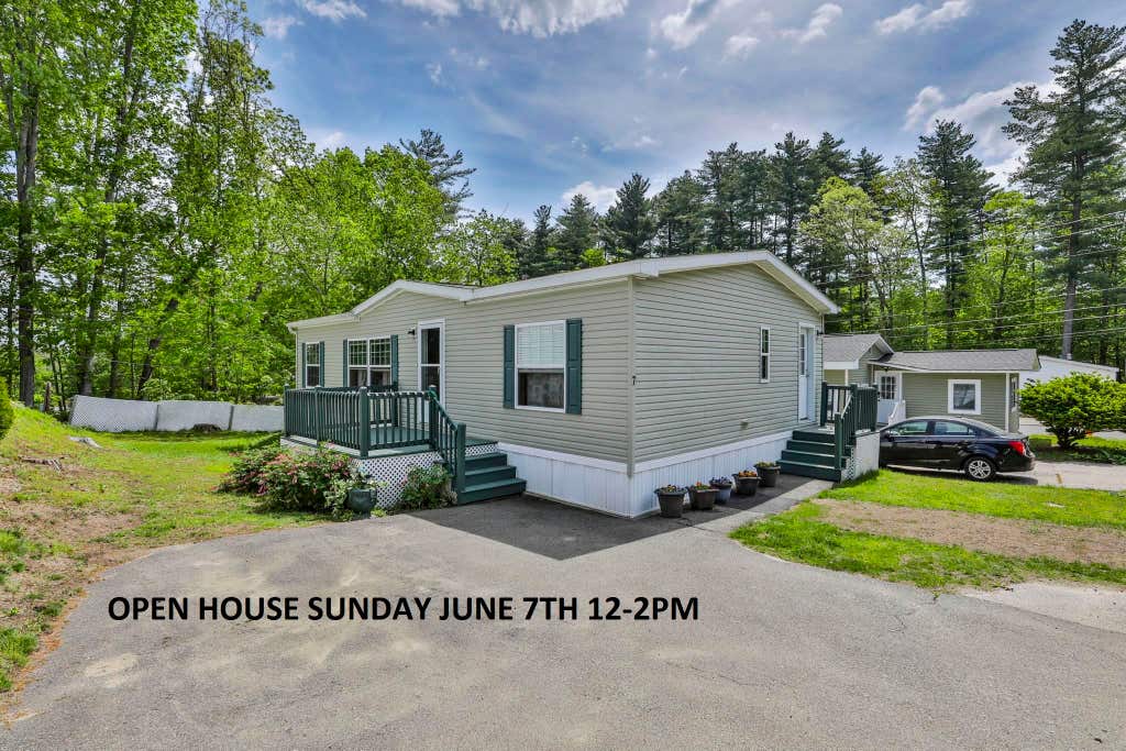 Photo of 7 Pearl Court, Merrimack, NH 03054 (MLS # 5092119)