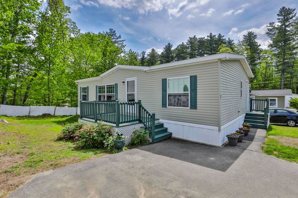 Photo of 7 Pearl Court, Merrimack, NH 03054 (MLS # 5092119)