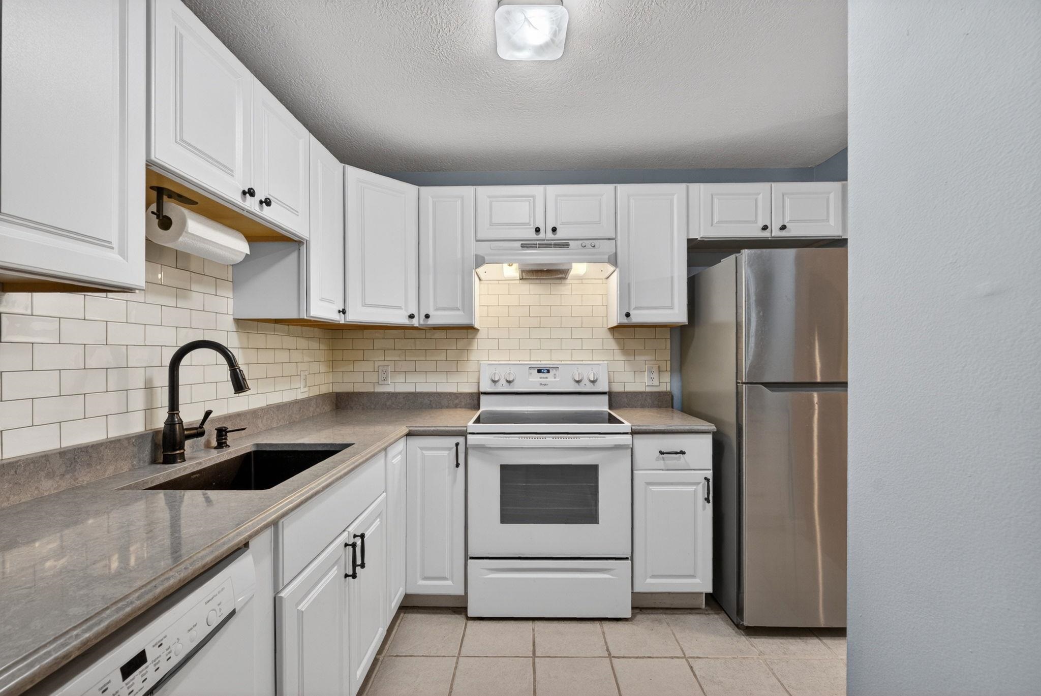 12 Timberwood Drive 302