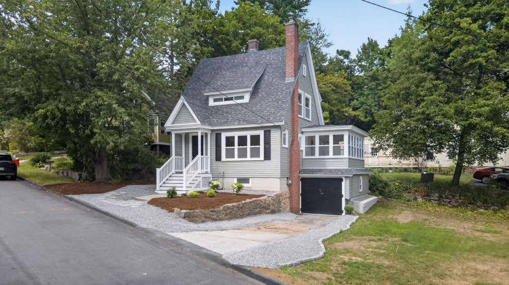 Photo of 16 Palm Street, Concord, NH 03301 (MLS # 5108540)