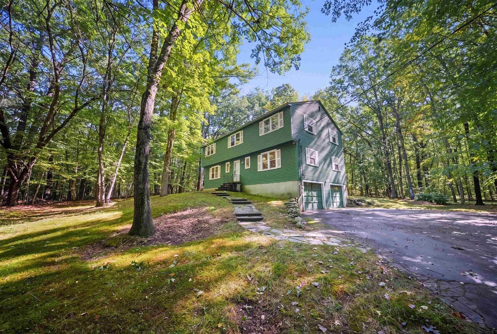 Photo of 14 Denbow Road, Durham, NH 03824 (MLS # 5109760)