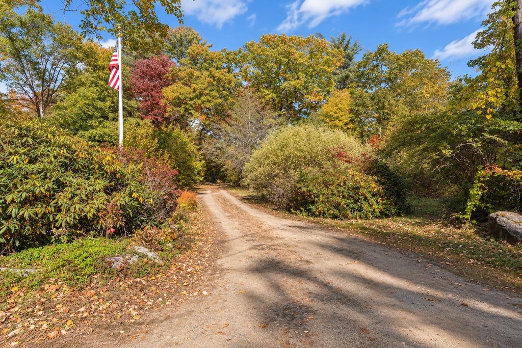 Photo of 442 Royalston Road, Fitzwilliam, NH 03447 (MLS # 5113990)