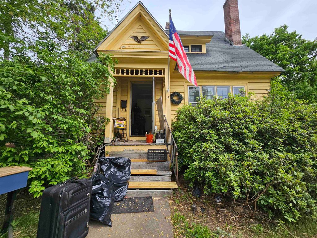 Photo of 16 Palm Street, Concord, NH 03301 (MLS # 5090305)