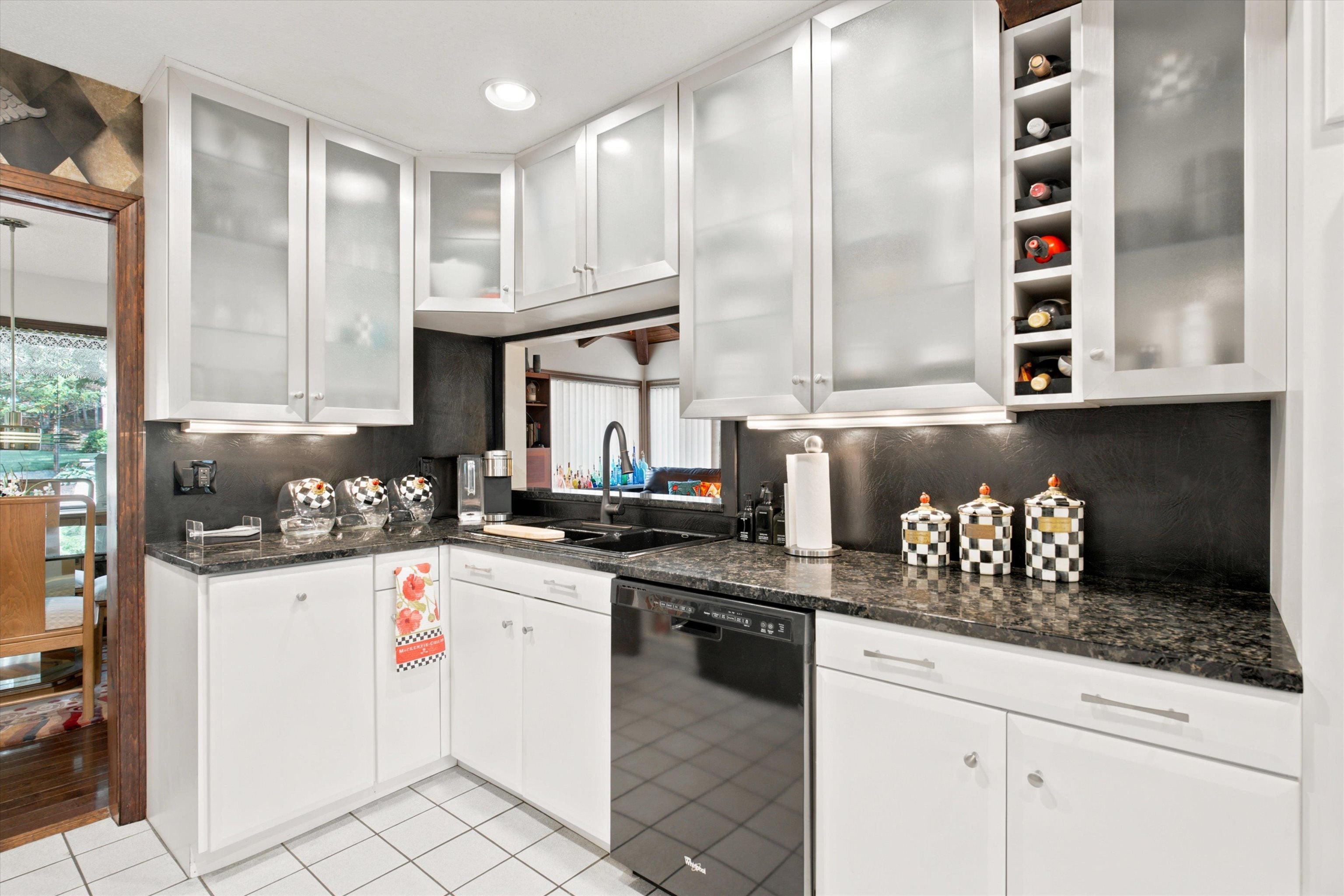 3 Eastbrook Drive