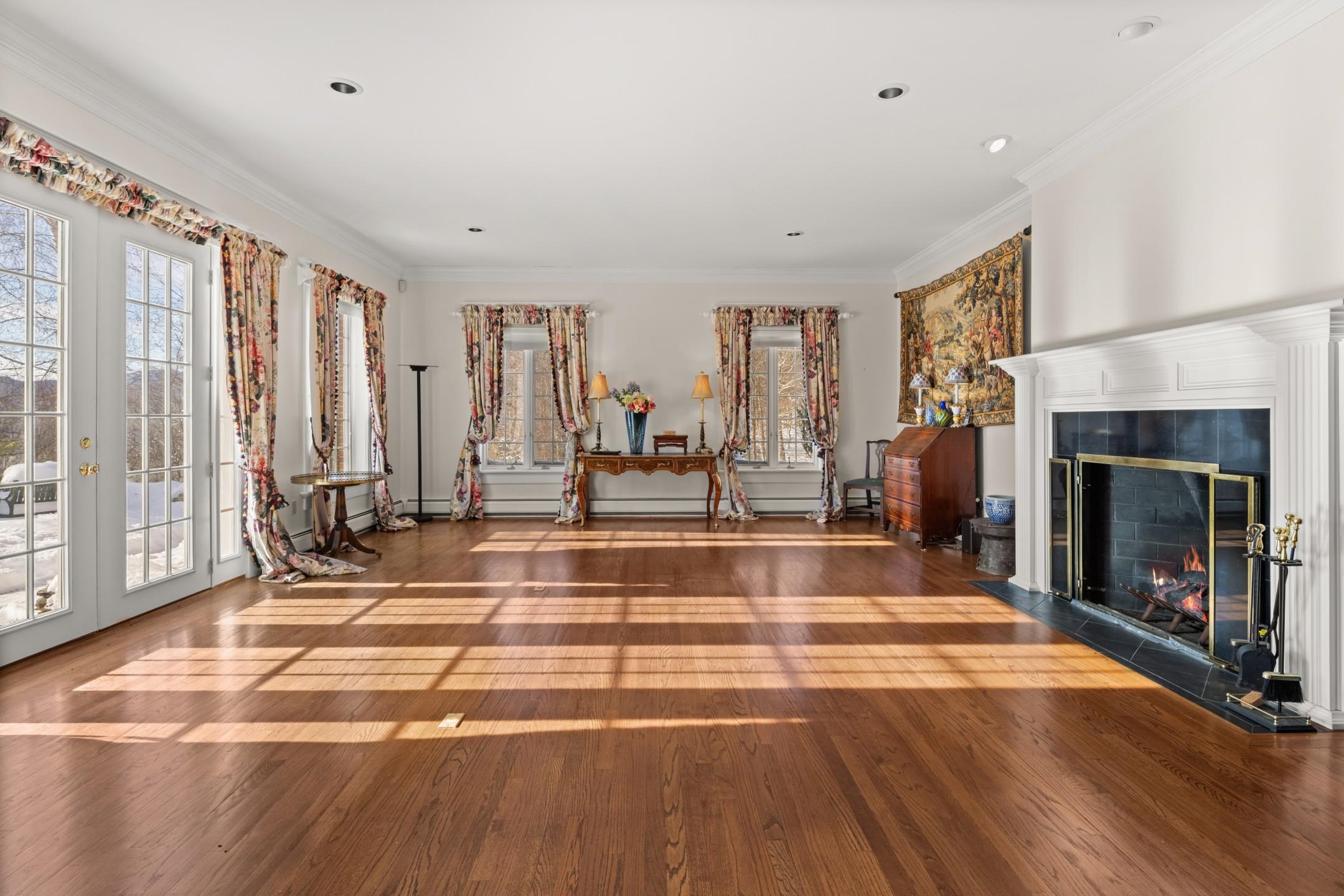 54 Upper Springs Road 56