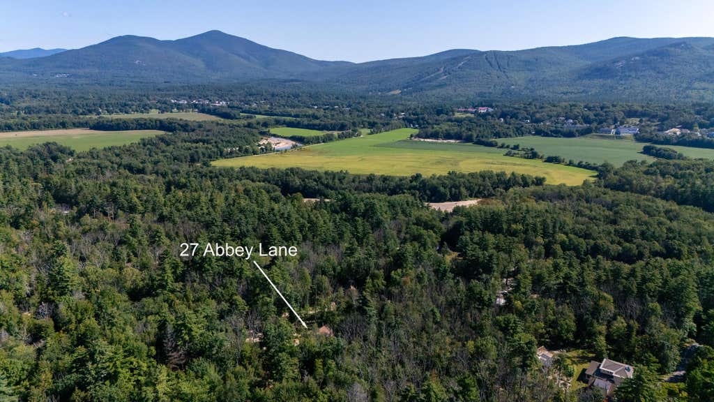 Photo of 27 Abbey Lane #9, Conway, NH 03818 (MLS # 5106290)