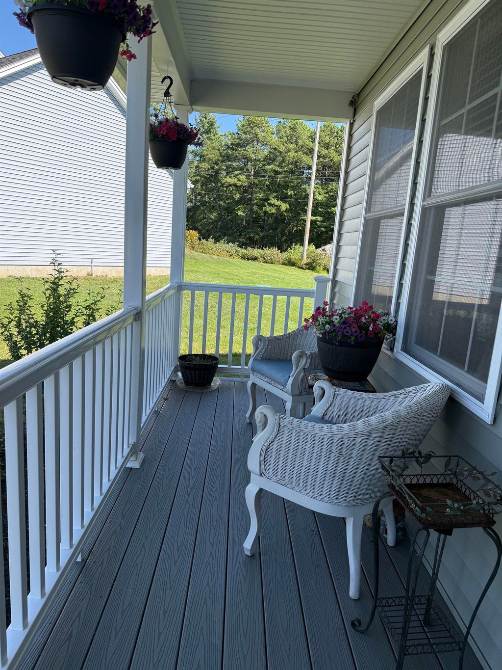 Photo of 87 Bentley Way, Manchester, NH 03102 (MLS # 5109791)
