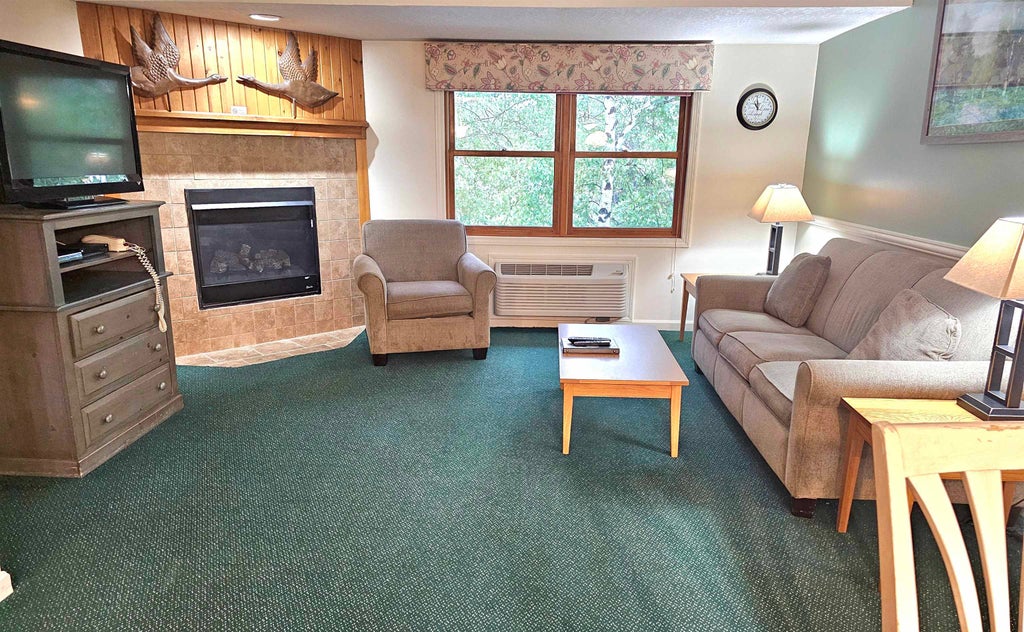 Photo of 164 Deer Park Drive #177D, Woodstock, NH 03262 (MLS # 5095563)