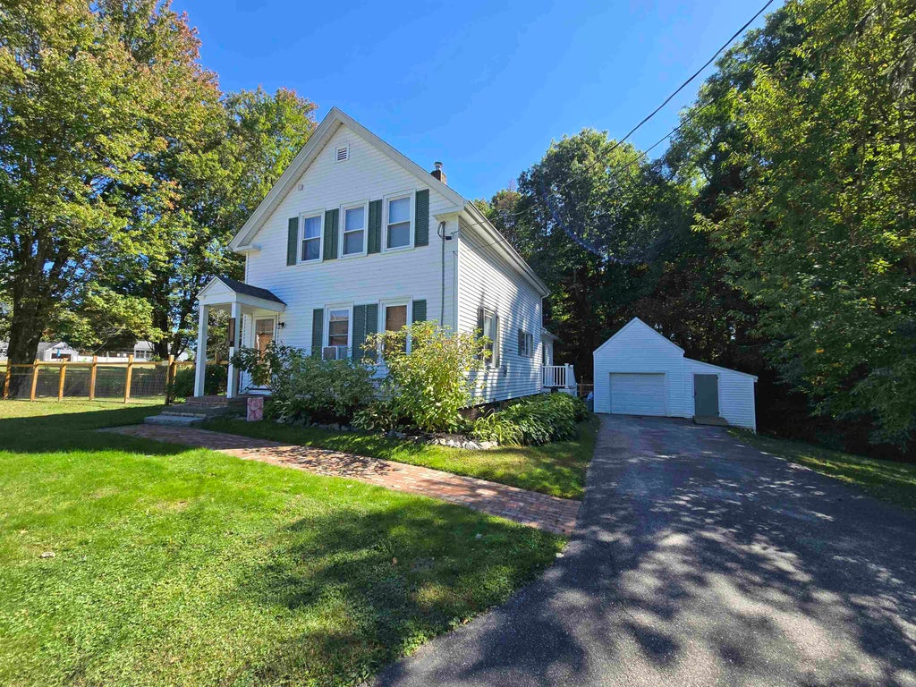 Photo of 21 Willey Street, Rollinsford, NH 03869 (MLS # 5111414)