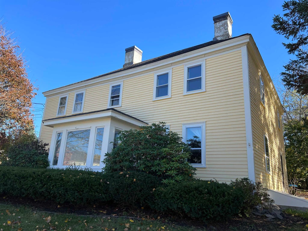 Photo of 156 Portsmouth Avenue, Stratham, NH 03885 (MLS # 5108188)
