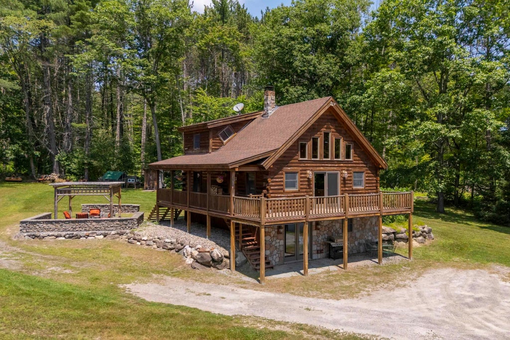 Photo of 5 Sand Hill Road, Croydon, NH 03773 (MLS # 5101149)