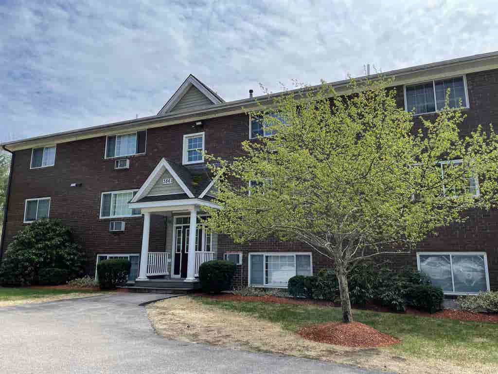 Photo of 3961 Old Brown Avenue #73, Manchester, NH 03103 (MLS # 5102489)