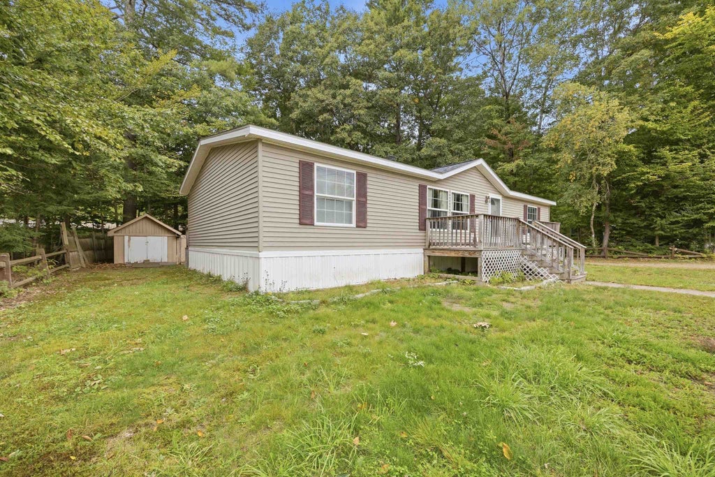 Photo of 11 Page Street, Plymouth, NH 03264 (MLS # 5102351)