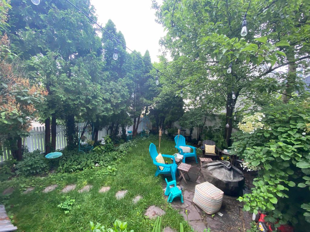 Photo of 61 Manning Street, Portsmouth, NH 03801 (MLS # 5092380)