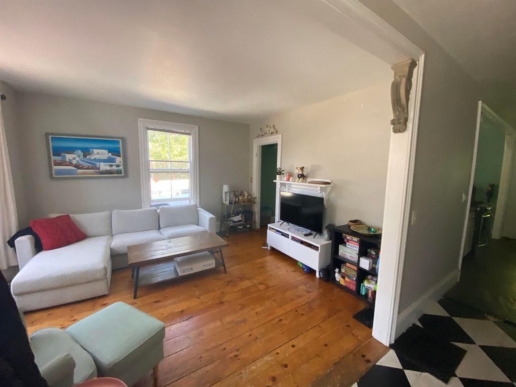 Photo of 61 Manning Street, Portsmouth, NH 03801 (MLS # 5092380)