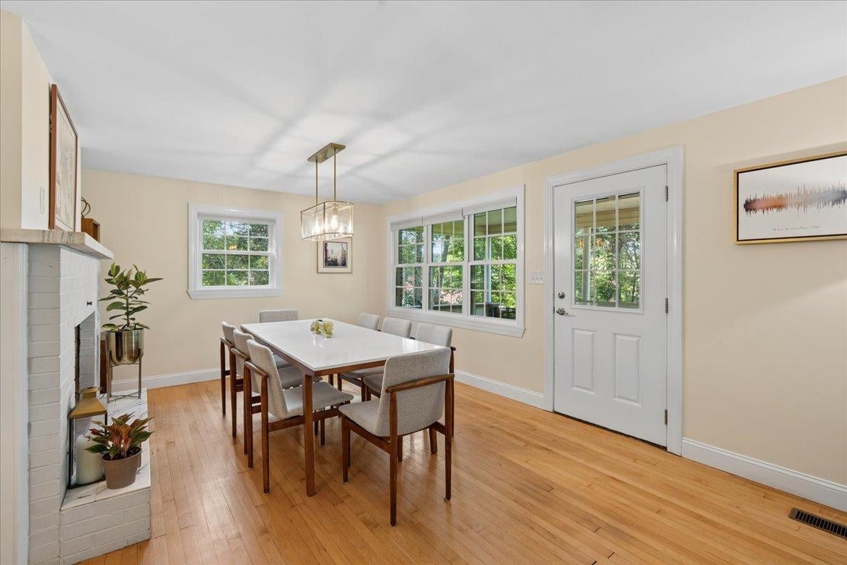 2 Carroll Circle