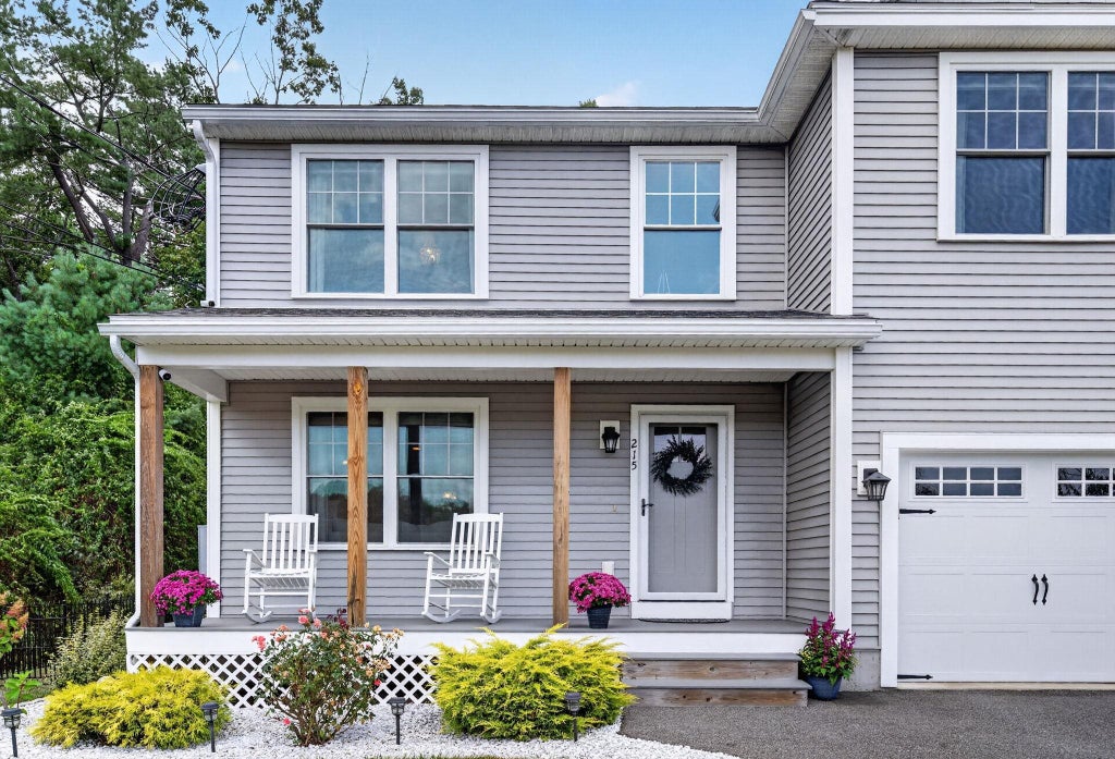 Photo of 215 South Main Street, Seabrook, NH 03874 (MLS # 5108939)