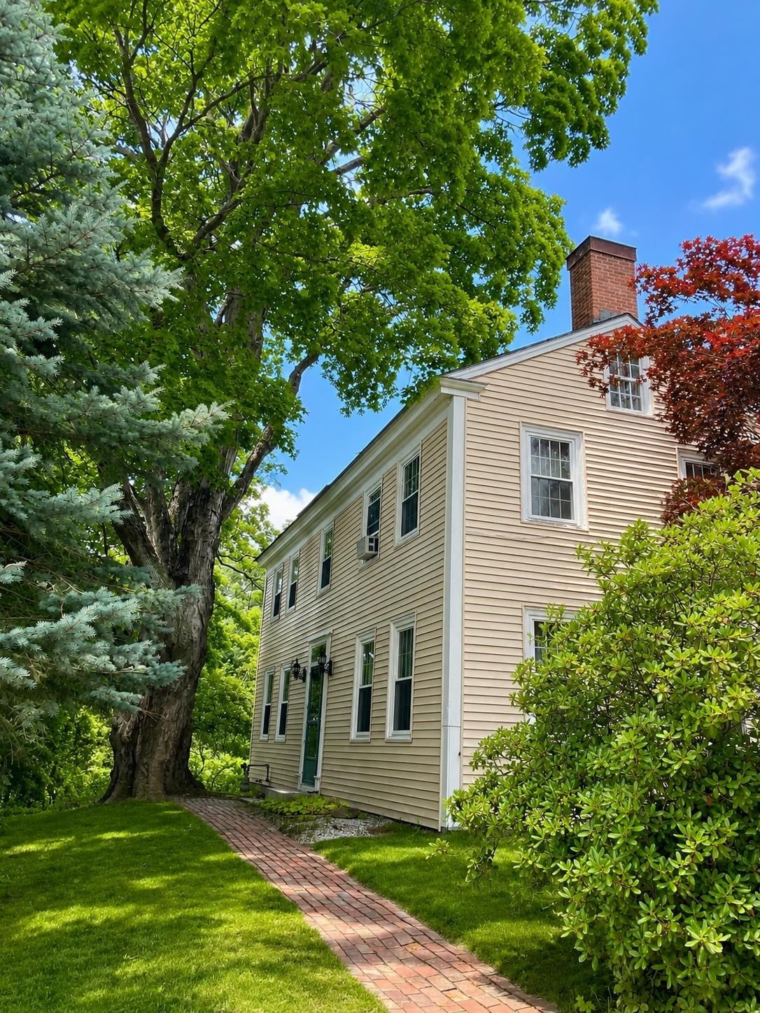 240 Mountain Road