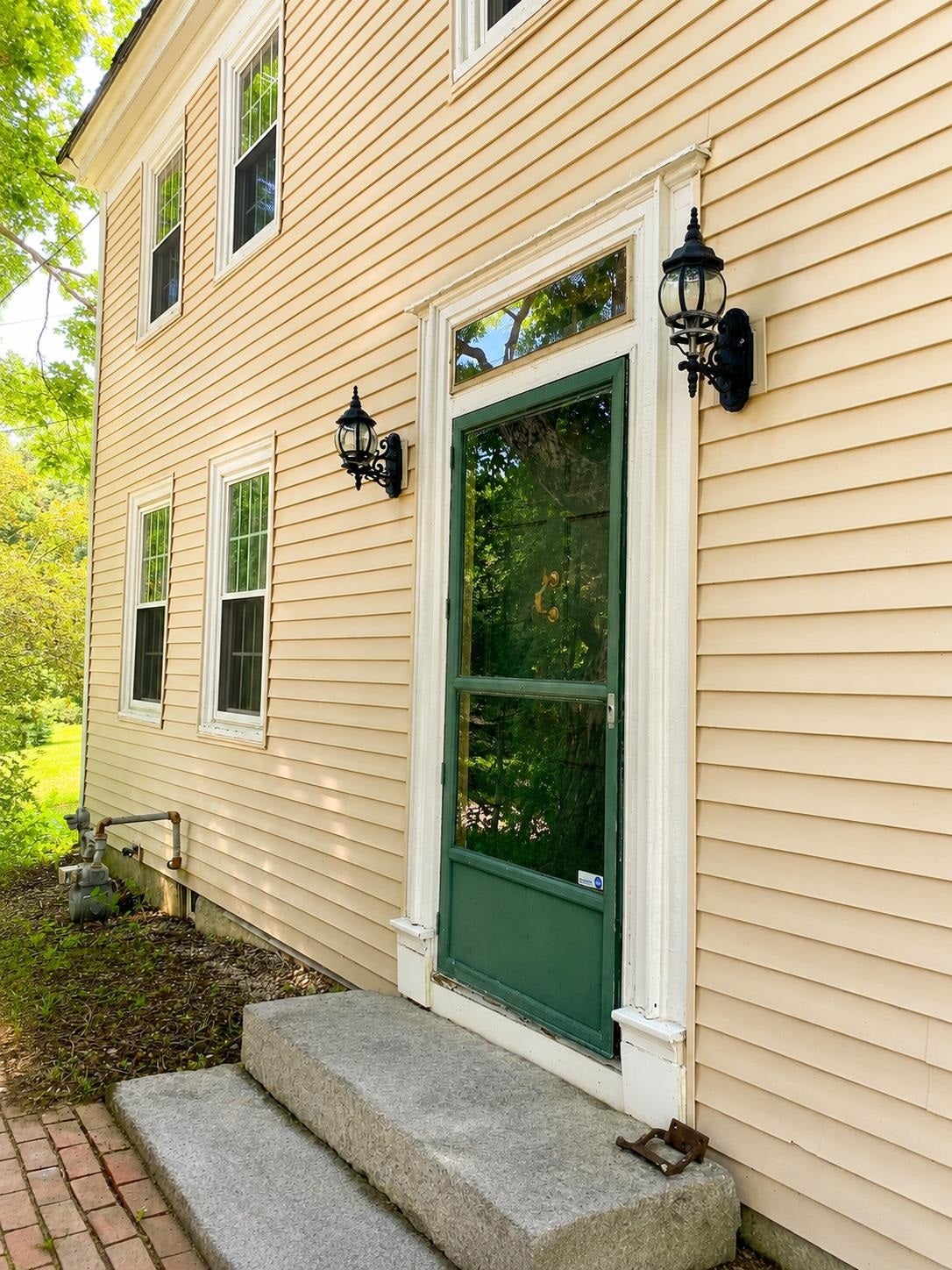 240 Mountain Road