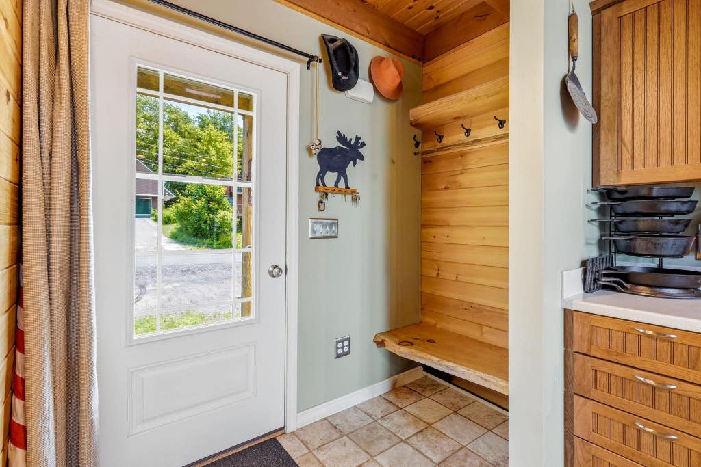 Photo of 217 Beach Road, Pittsburg, NH 03592 (MLS # 5100598)