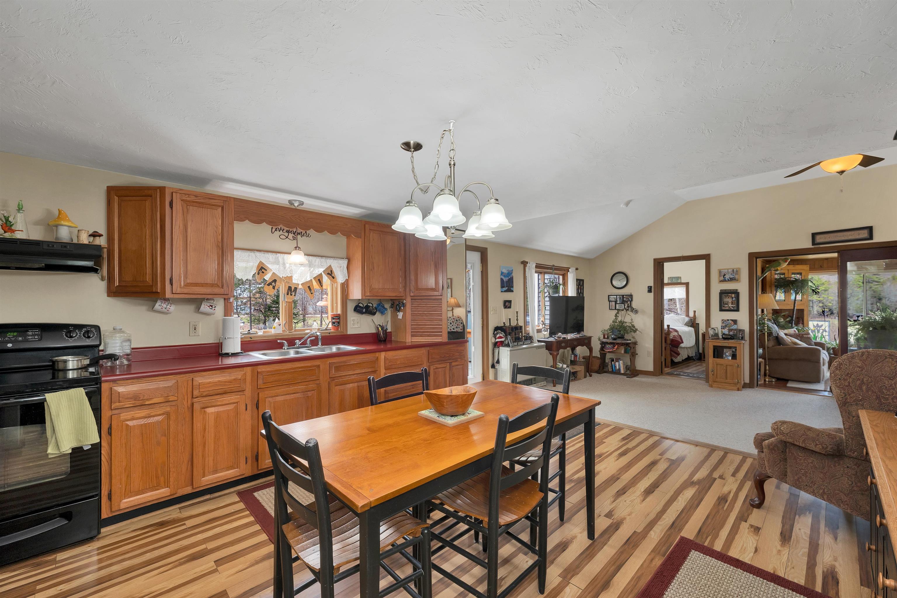 547 Texas Hill Road