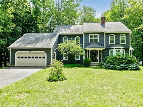 Photo of 20 Hagan Drive, Essex, VT 05452 (MLS # 5101175)