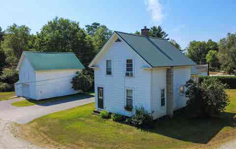 Photo of 86 Payette Drive, St. Johnsbury, VT 05819 (MLS # 5101410)