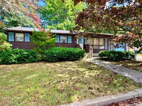 Photo of 6 Alexander Drive, Manchester, NH 03109 (MLS # 5111678)