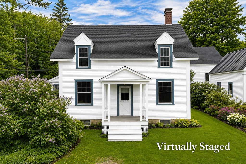 Photo of 10 Mountain Road, Tamworth, NH 03883 (MLS # 5101565)