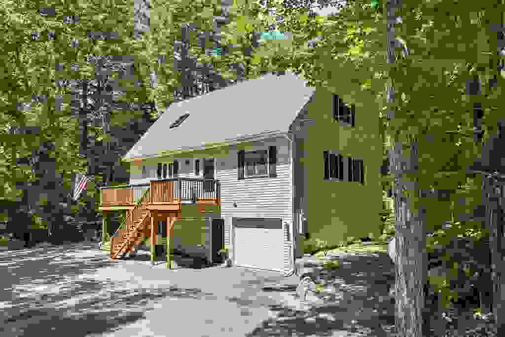 Photo of 100 Olympia Street, Moultonborough, NH 03254 (MLS # 5098227)