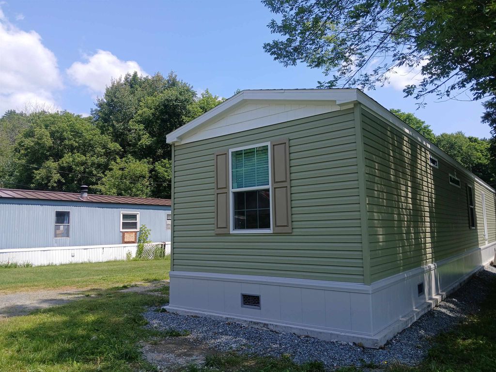 Photo of 10 Daniels Drive, Enfield, NH 03748 (MLS # 5100833)