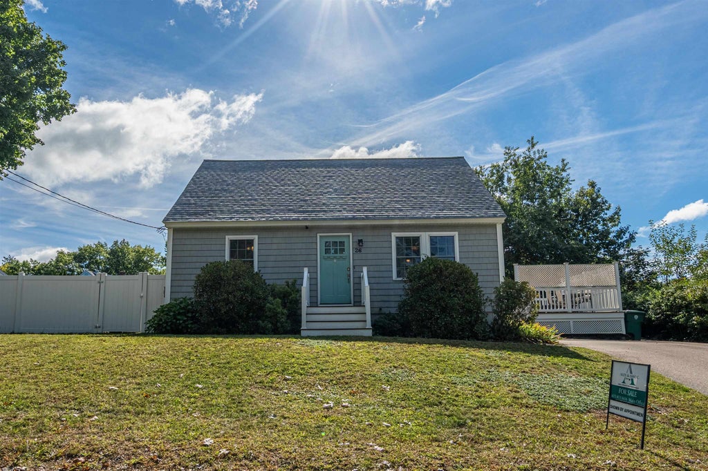 Photo of 26 Saint Josephs Drive, Nashua, NH 03060 (MLS # 5111703)