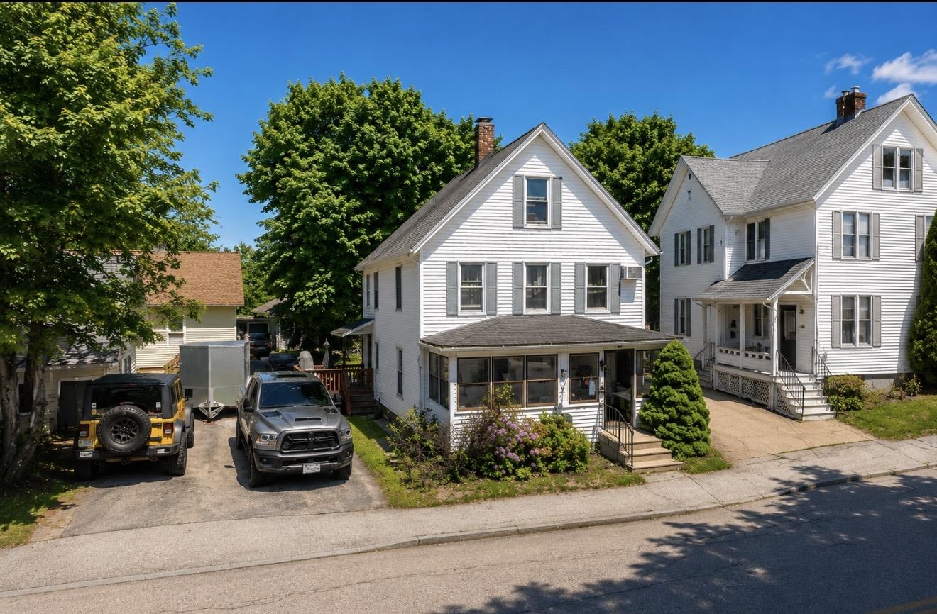 9 Pleasant Street