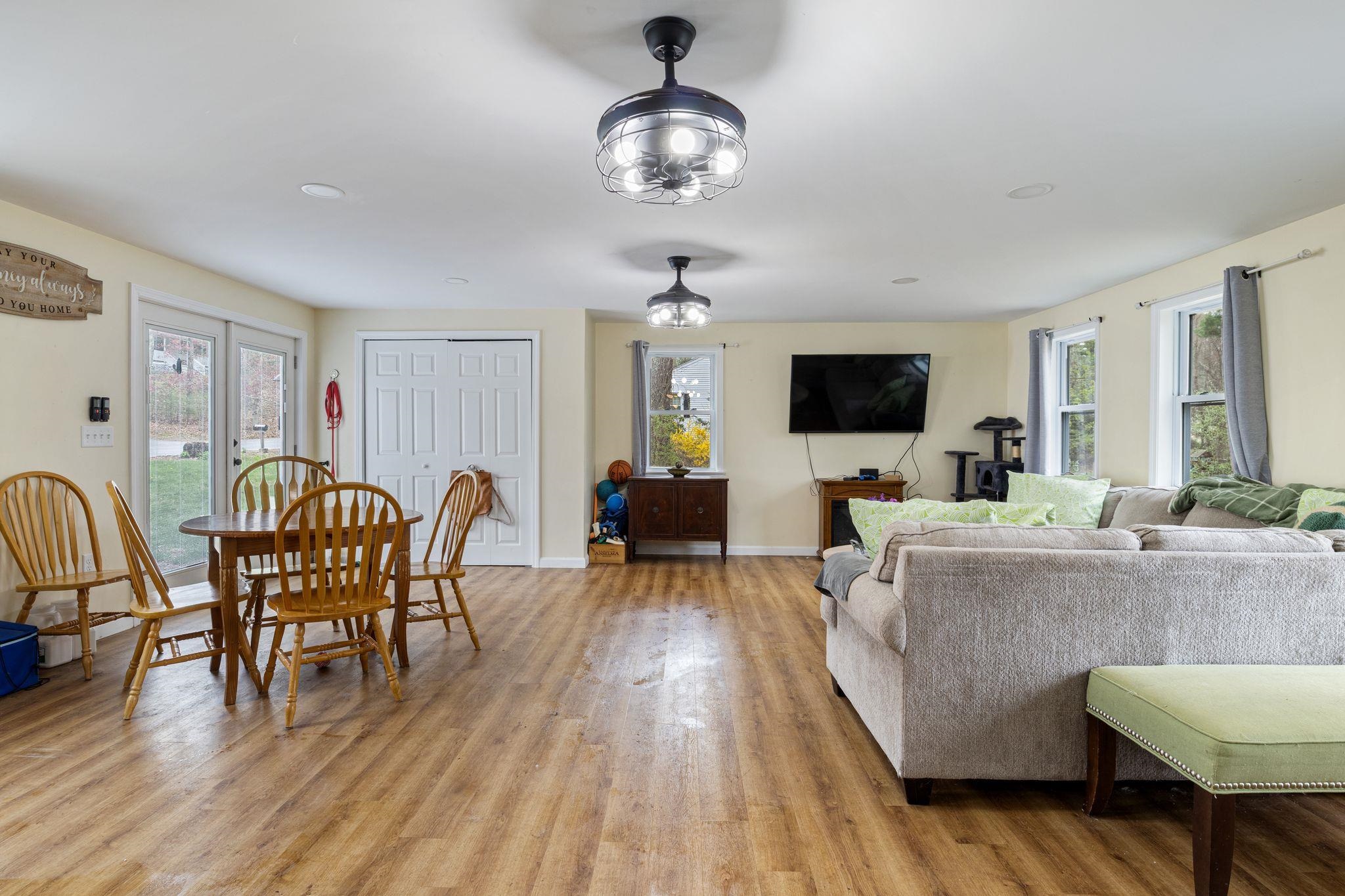 2 Marblehead Road