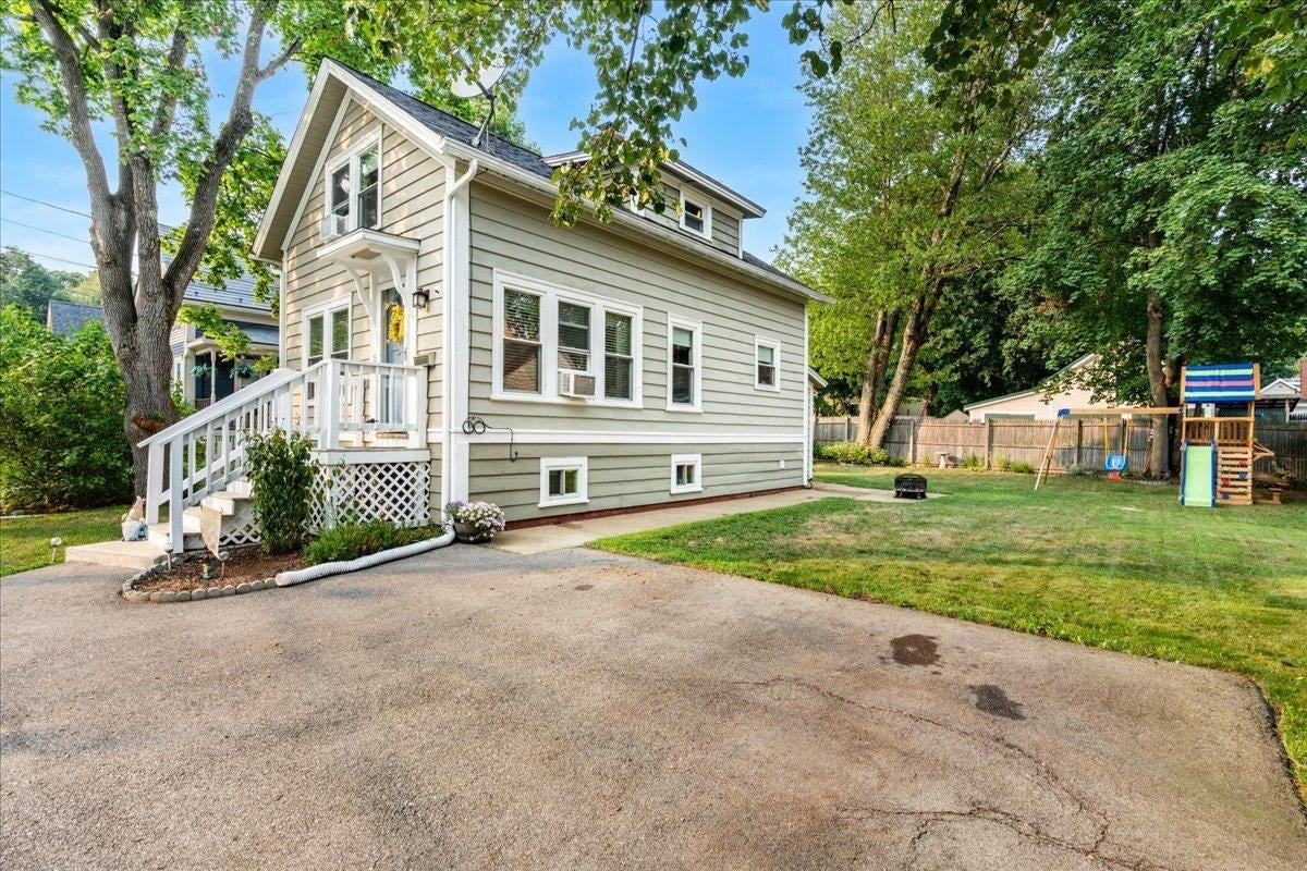 5 Morton Avenue