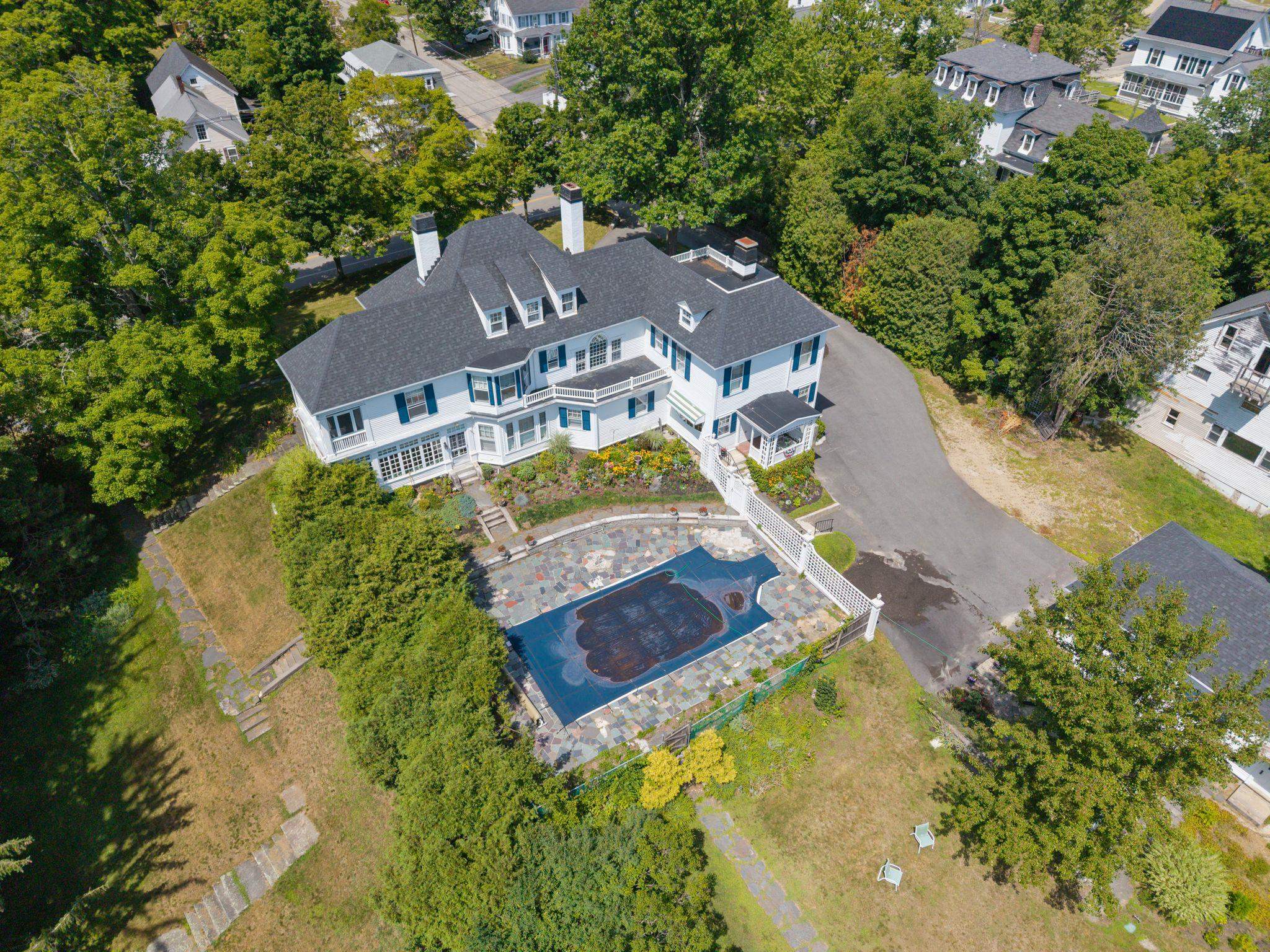 555 Main Street