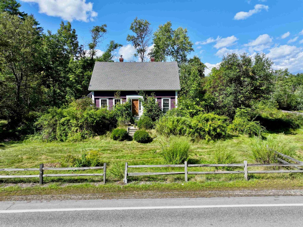 Photo of 225 Concord Stage Road, Weare, NH 03281 (MLS # 5103533)