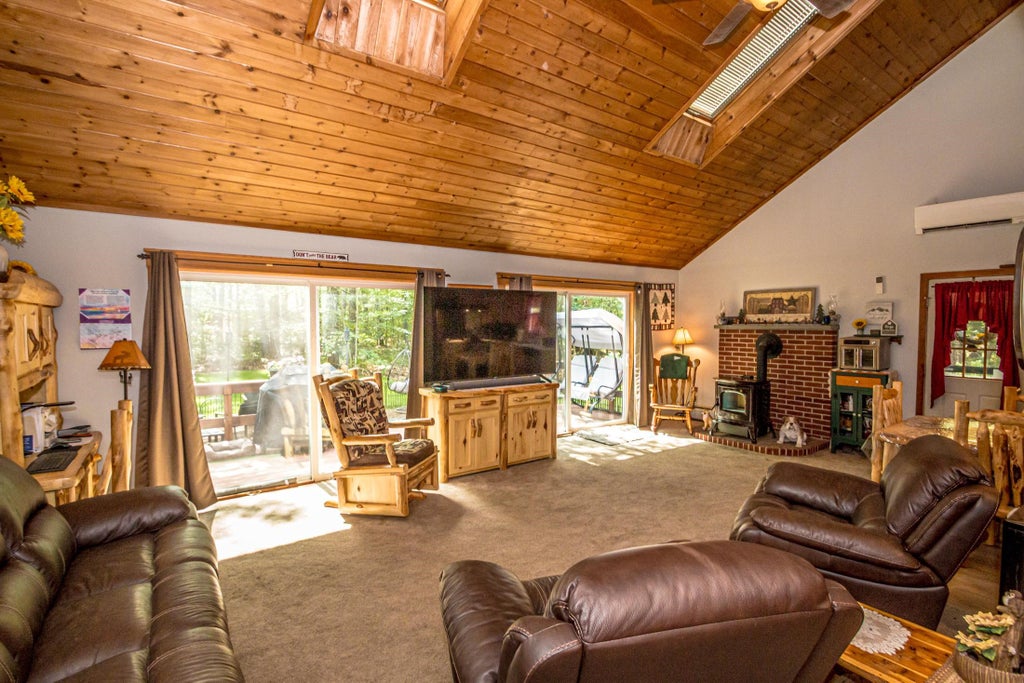 Photo of 46 Mason Drive, Tamworth, NH 03886 (MLS # 5107478)